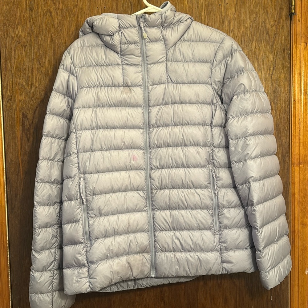 Aritzia super lite puffer